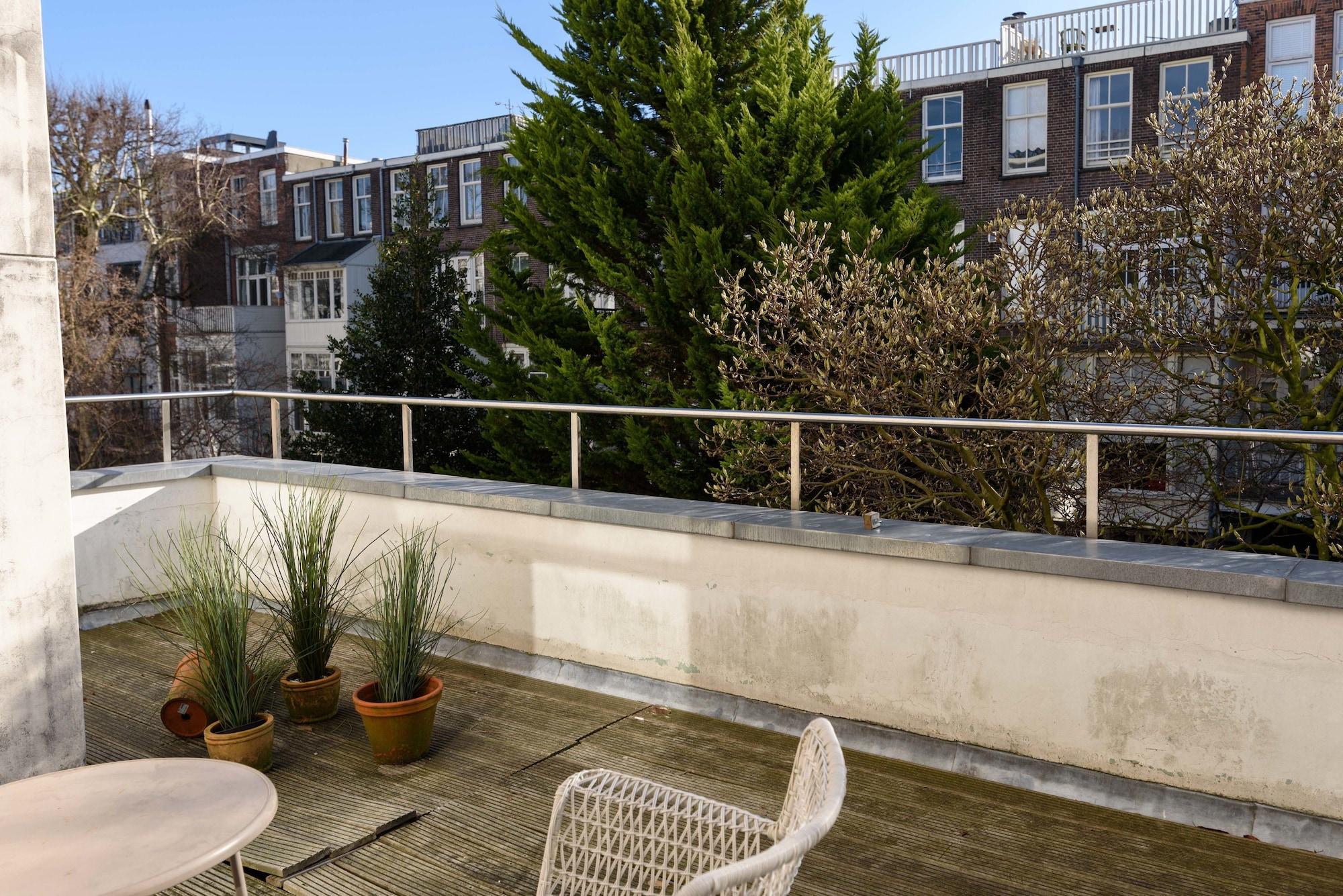 Hotel The Neighbour'S Magnolia Amsterdam Bagian luar foto