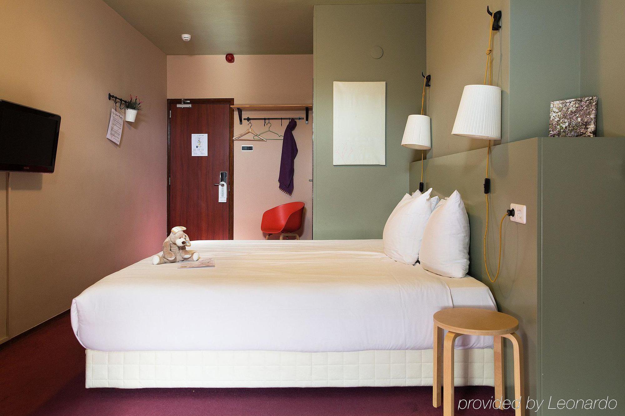 Hotel The Neighbour'S Magnolia Amsterdam Bagian luar foto